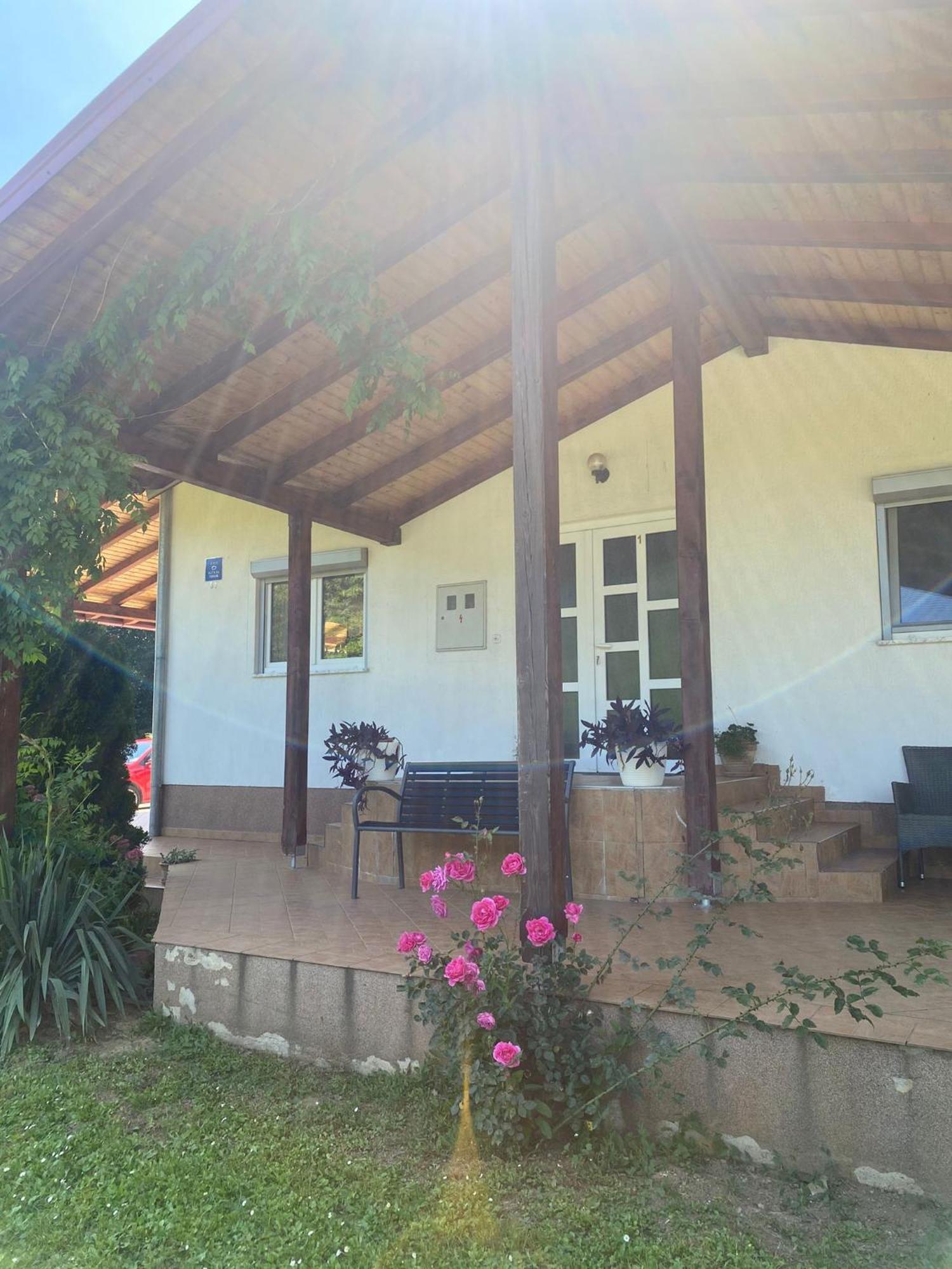 Guesthouse Abrlic Seliste Dreznicko Εξωτερικό φωτογραφία