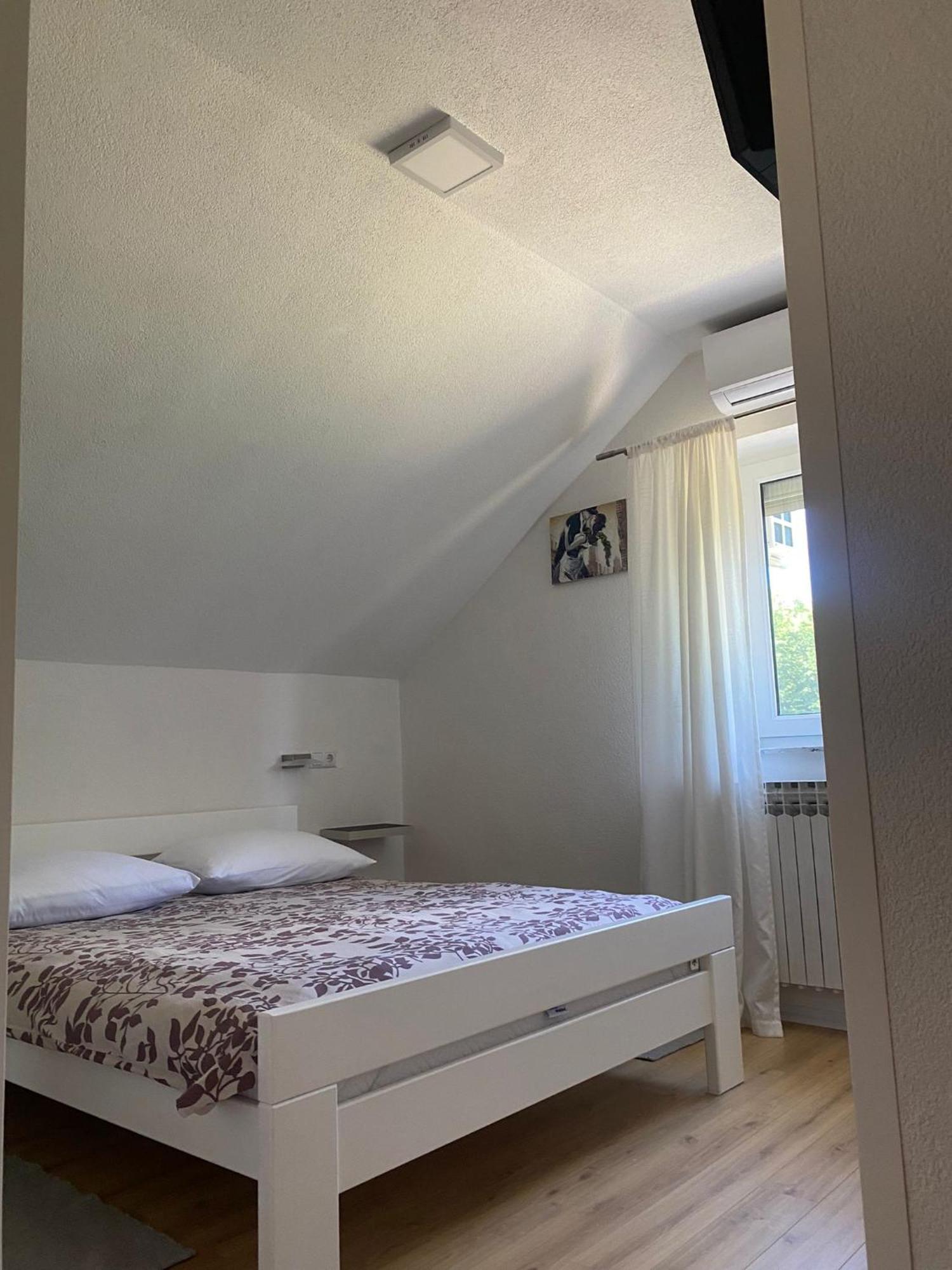 Guesthouse Abrlic Seliste Dreznicko Εξωτερικό φωτογραφία